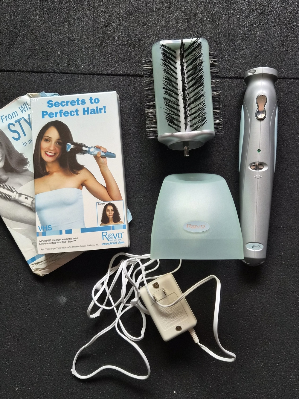 Vintage 90s Revo Rotating Hot Air Styling Brush in Mint
